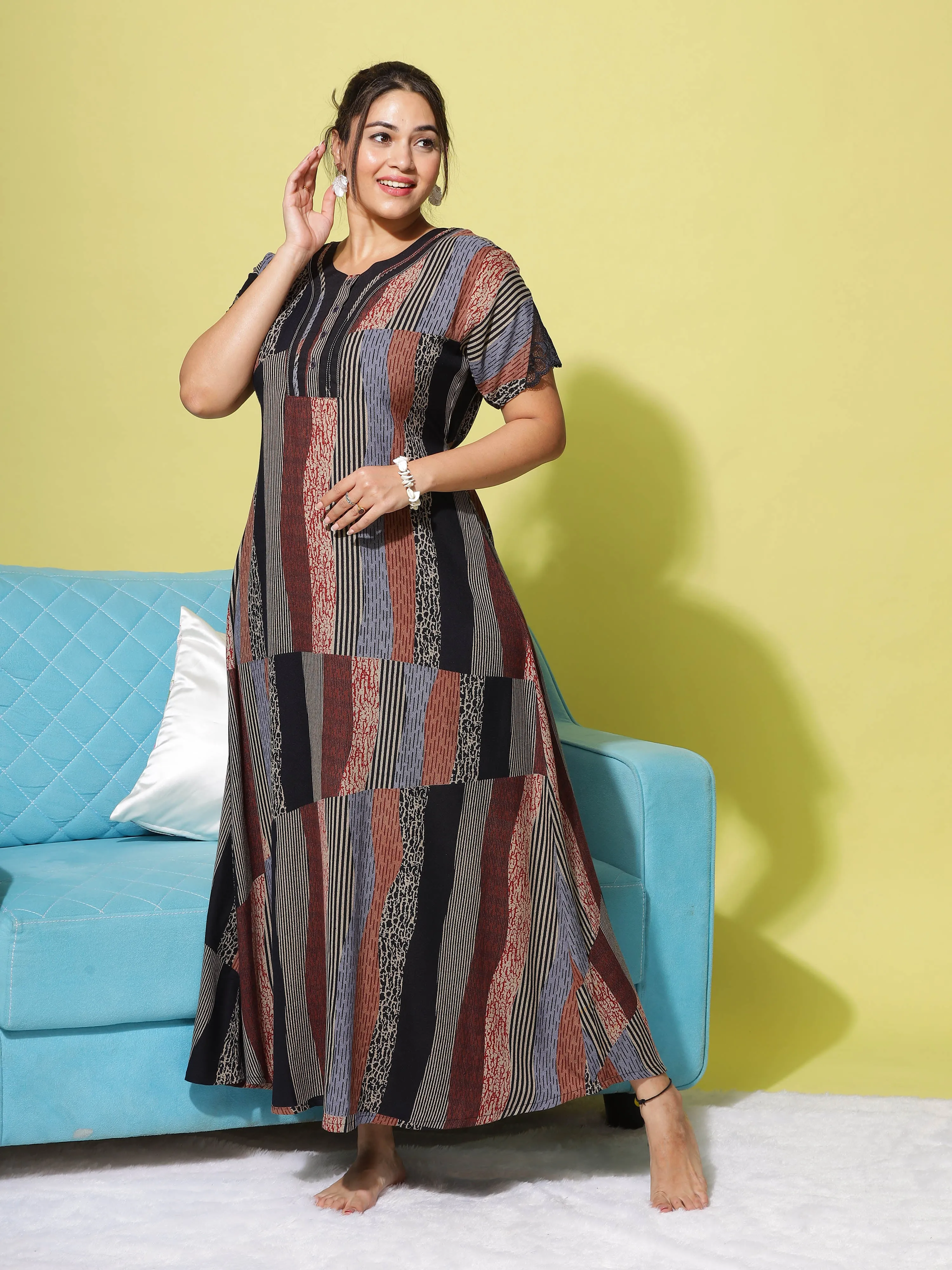 Alpine Contrast Colour Umbrella Cut Maxi Nightgown Black