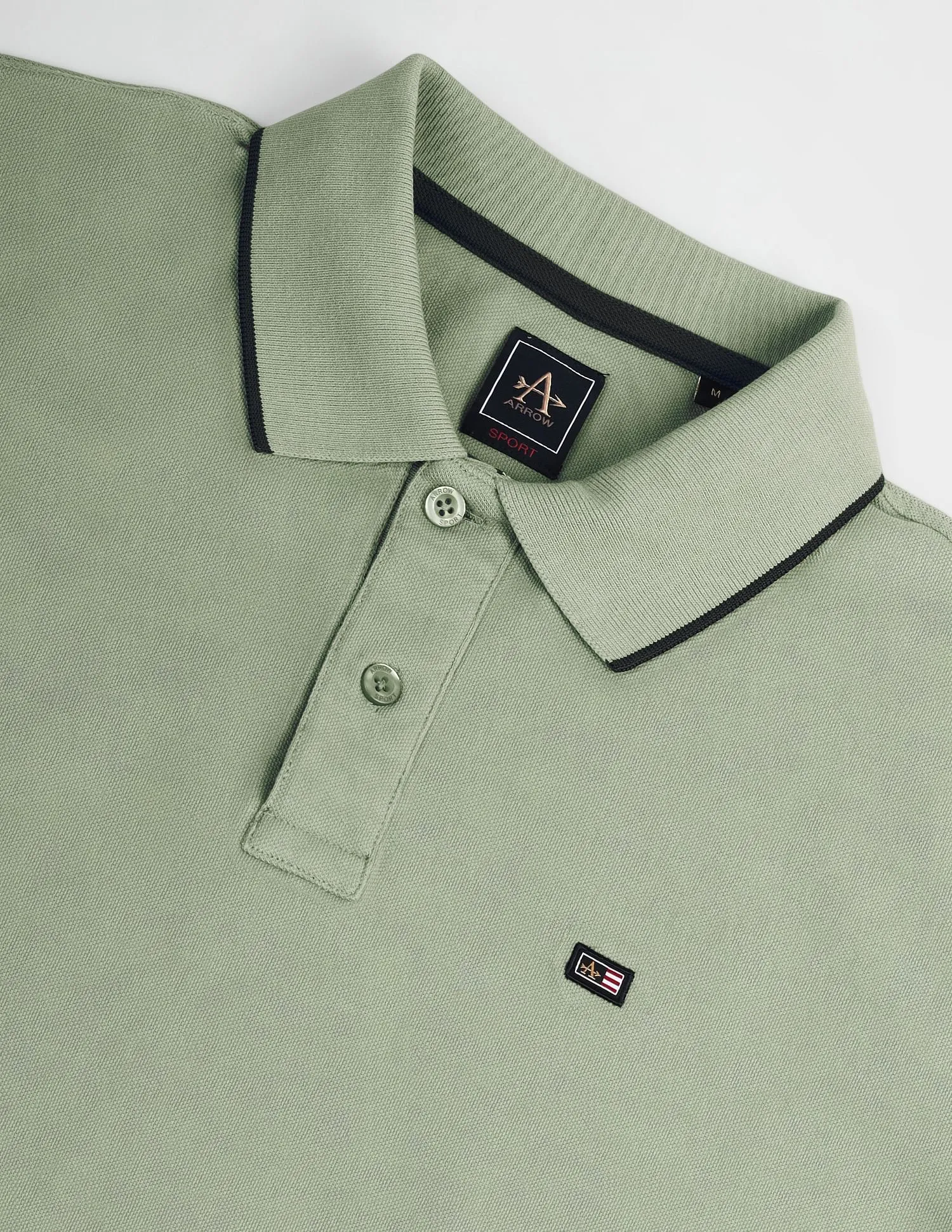 Arrow Tipped Collar Solid Polo Shirt