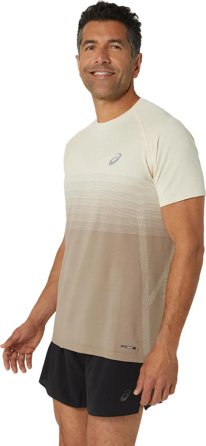 Asics Men's Seamless SS Top Oatmeal/Moonrock | Buy Asics Men's Seamless SS Top Oatmeal/Moonrock here | Outnorth