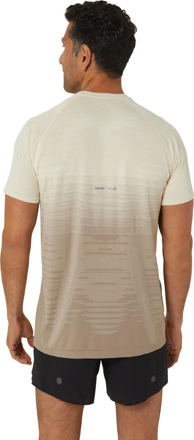 Asics Men's Seamless SS Top Oatmeal/Moonrock | Buy Asics Men's Seamless SS Top Oatmeal/Moonrock here | Outnorth