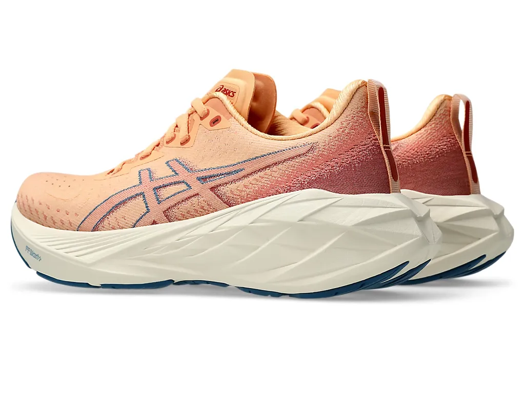 ASICS Women's Novablast 4