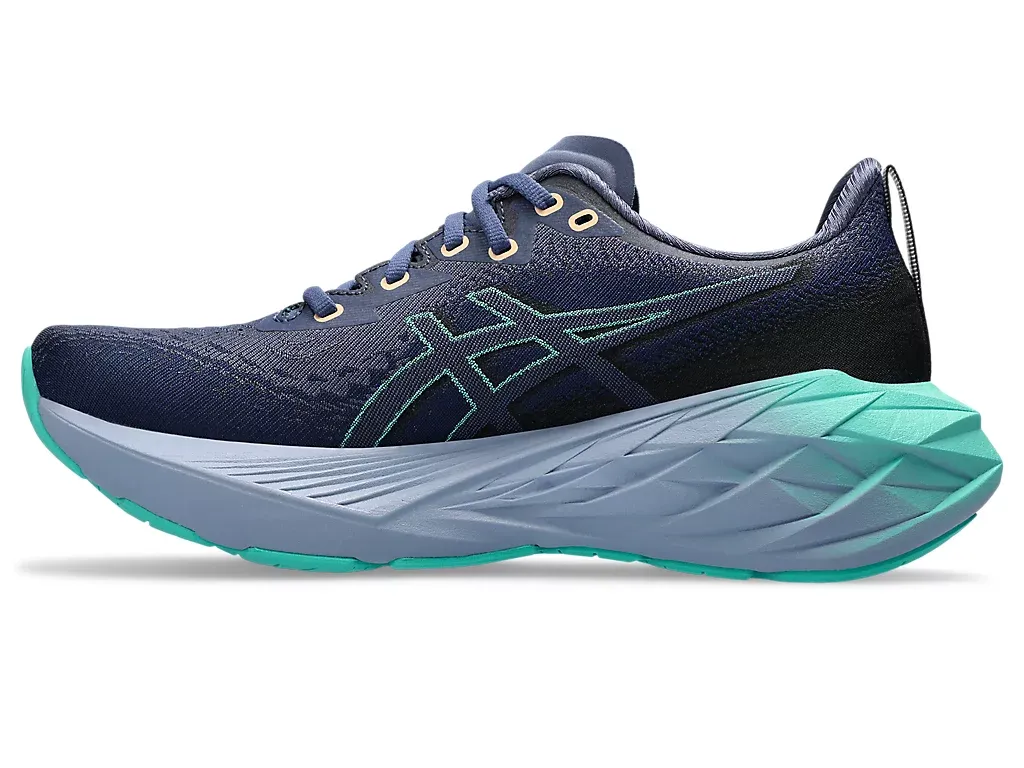 ASICS Women's Novablast 4