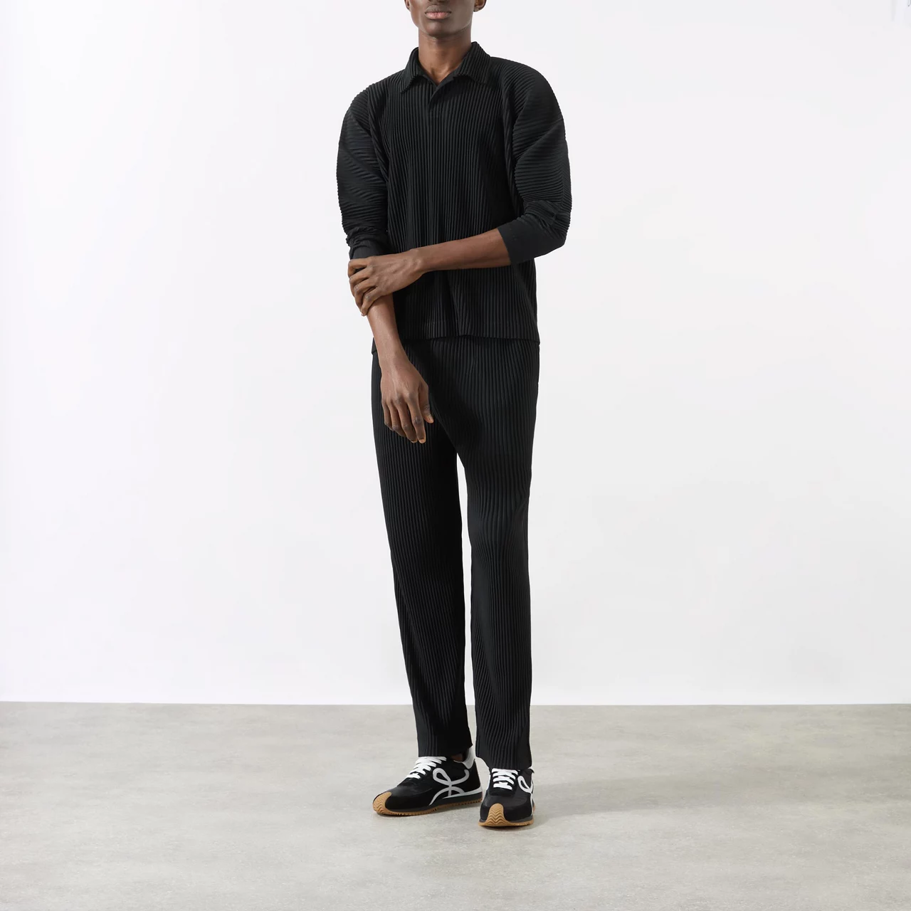 HOMME PLISSÉ ISSEY MIYAKE October Pleated Trousers - Black