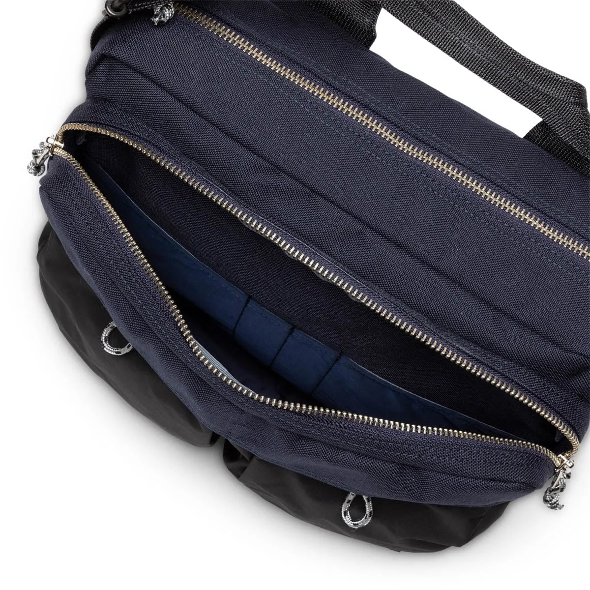 HYPE SWAY SHOULDER BAG Navy x Black | Bodega