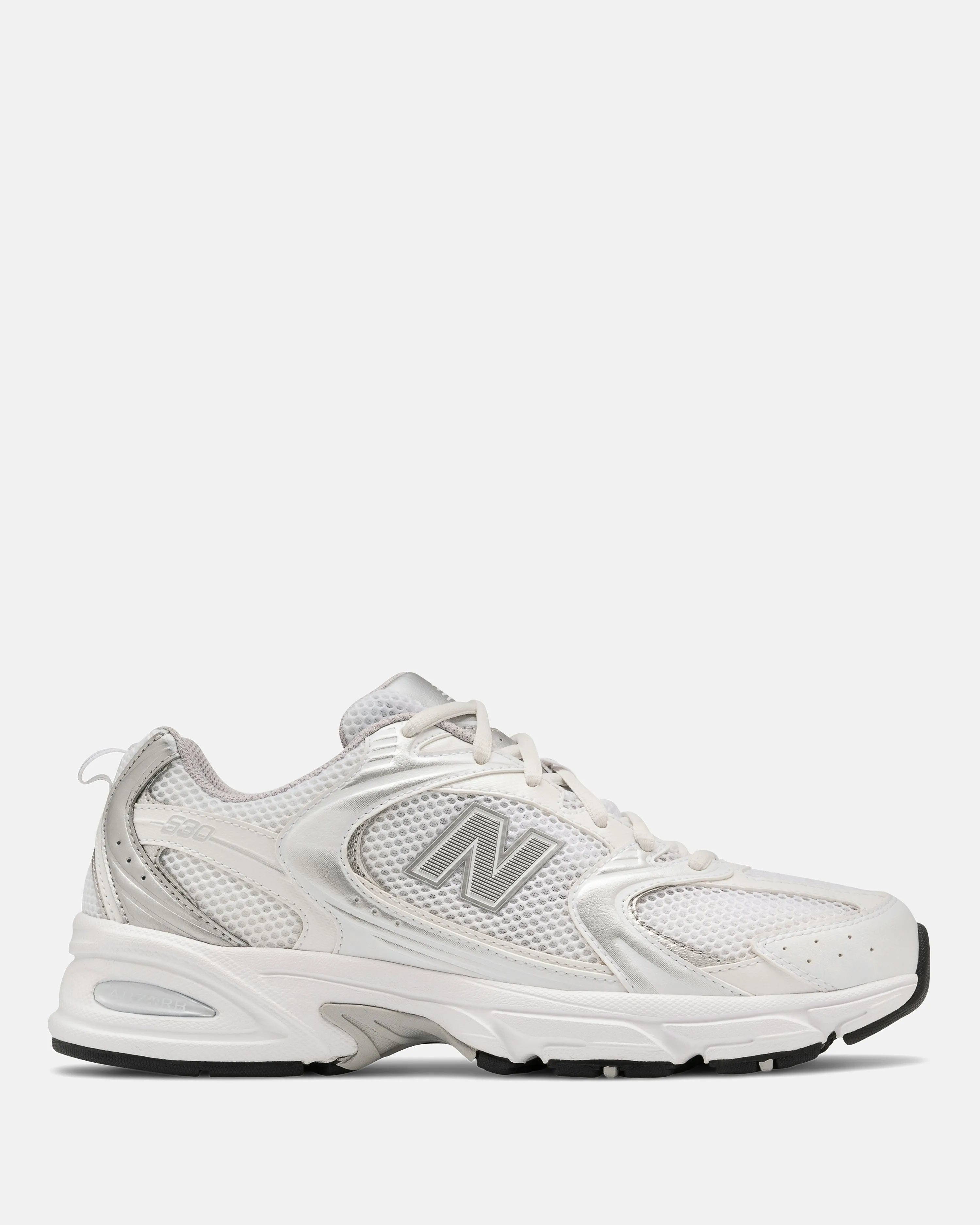 New Balance 530 Sneakers White | Unisex | Junkyard