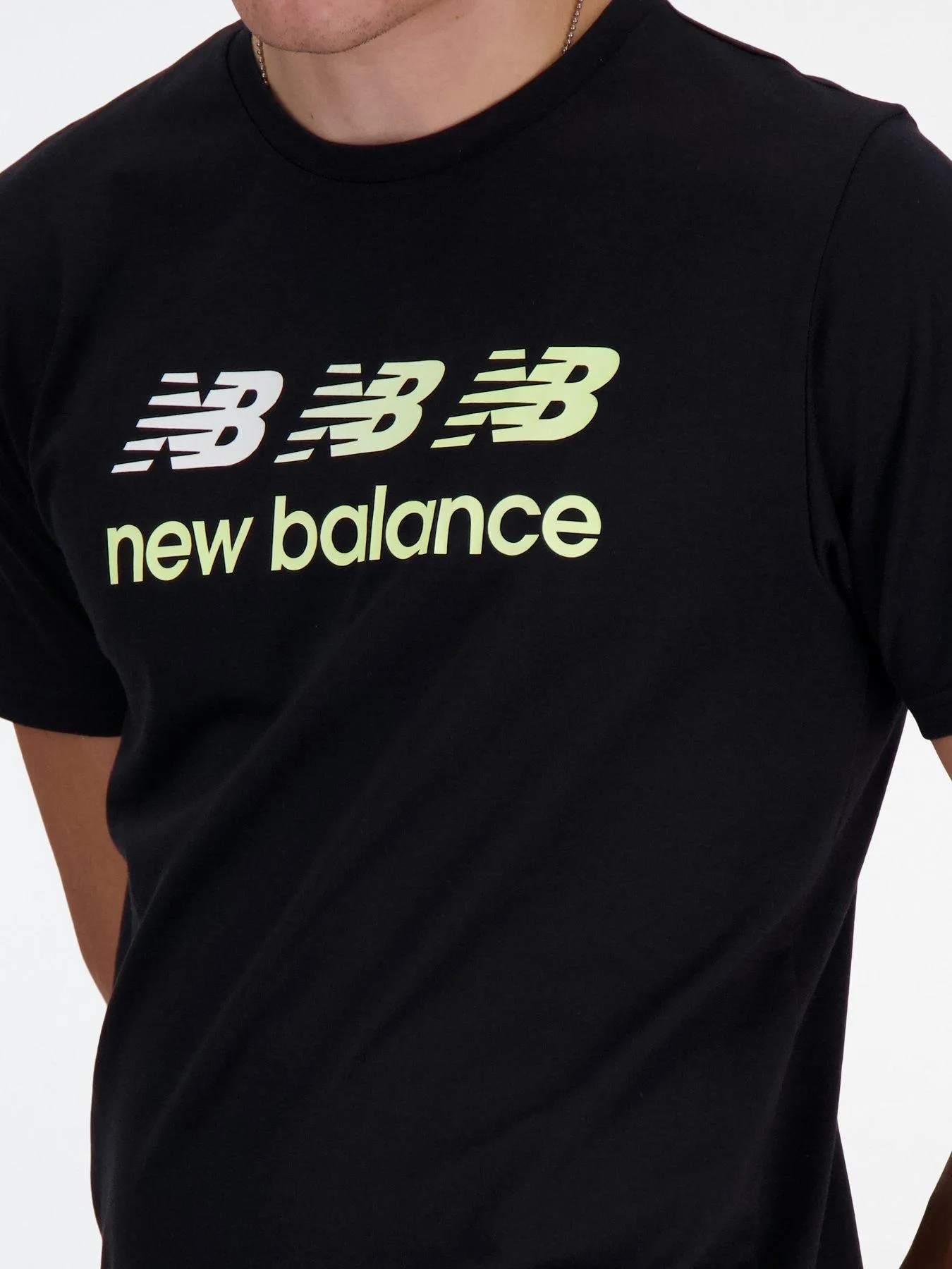 New Balance Mens Training Heathertech Graphic T-shirt - Black