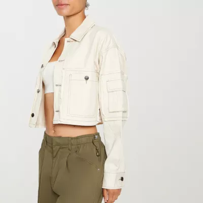 new!Forever 21 Lightweight Juniors Cropped Jacket