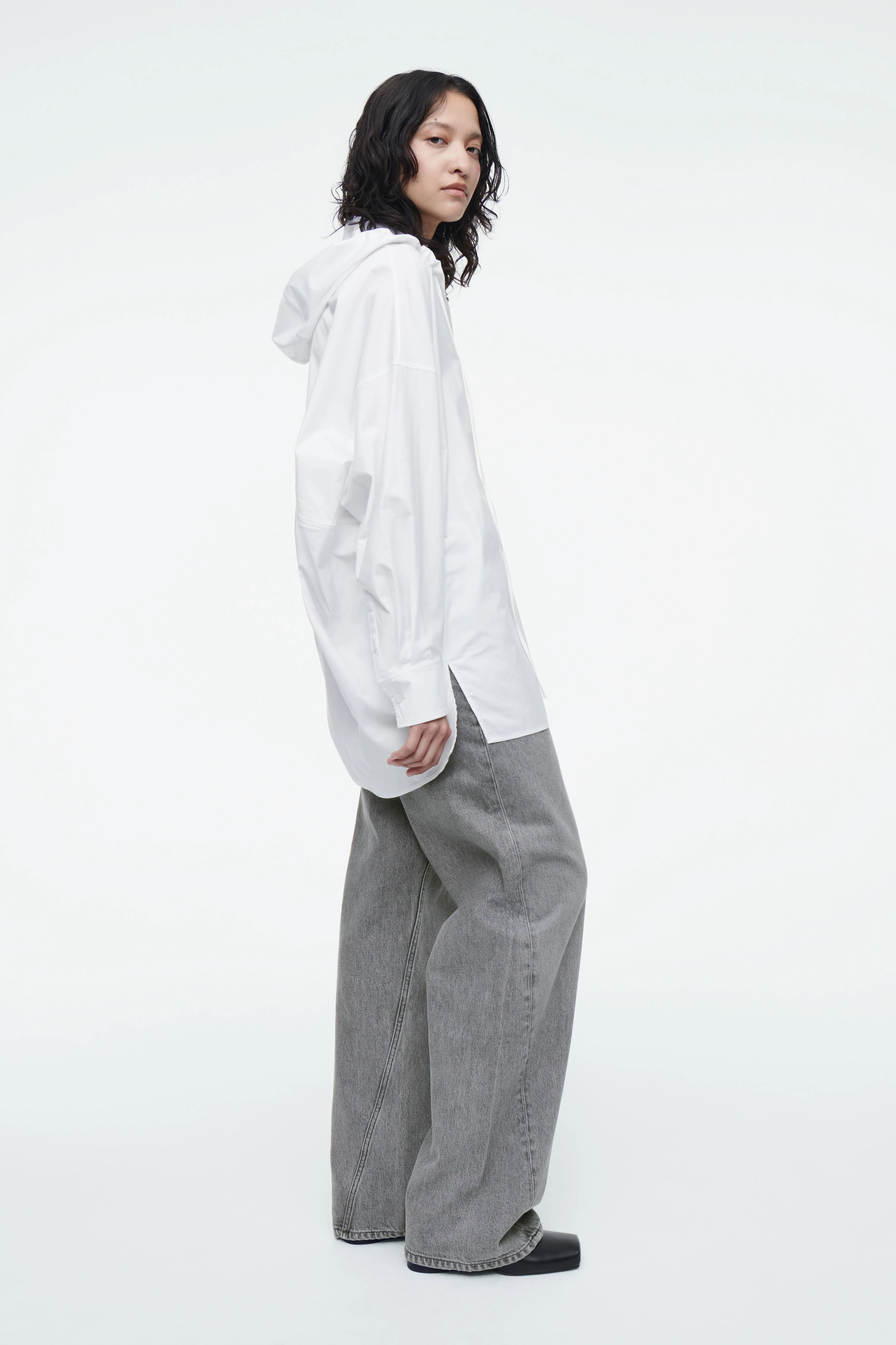 OVERSIZED HOODED SHIRT - Long sleeve - Regular length - WHITE - Ladies | H&M GB