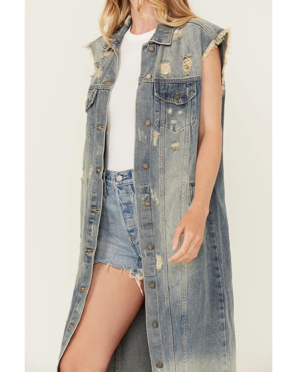 Product Name:  Veveret Women's Long Distressed Denim Vest