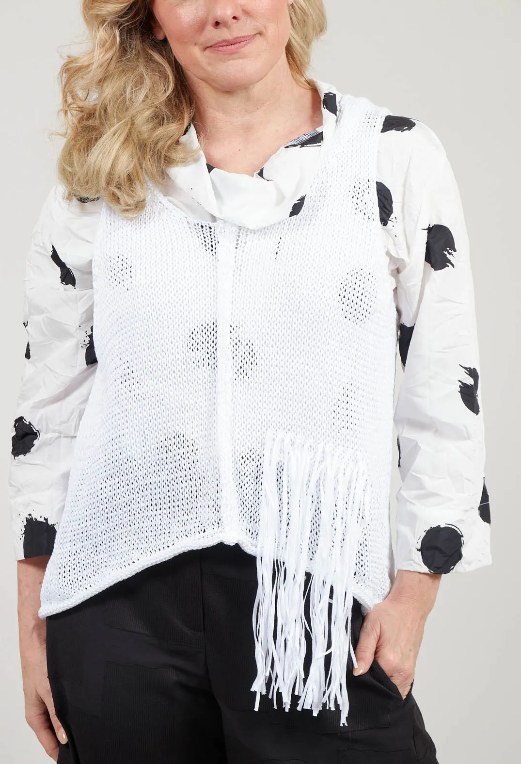 Sleeveless Knitted Vest in White