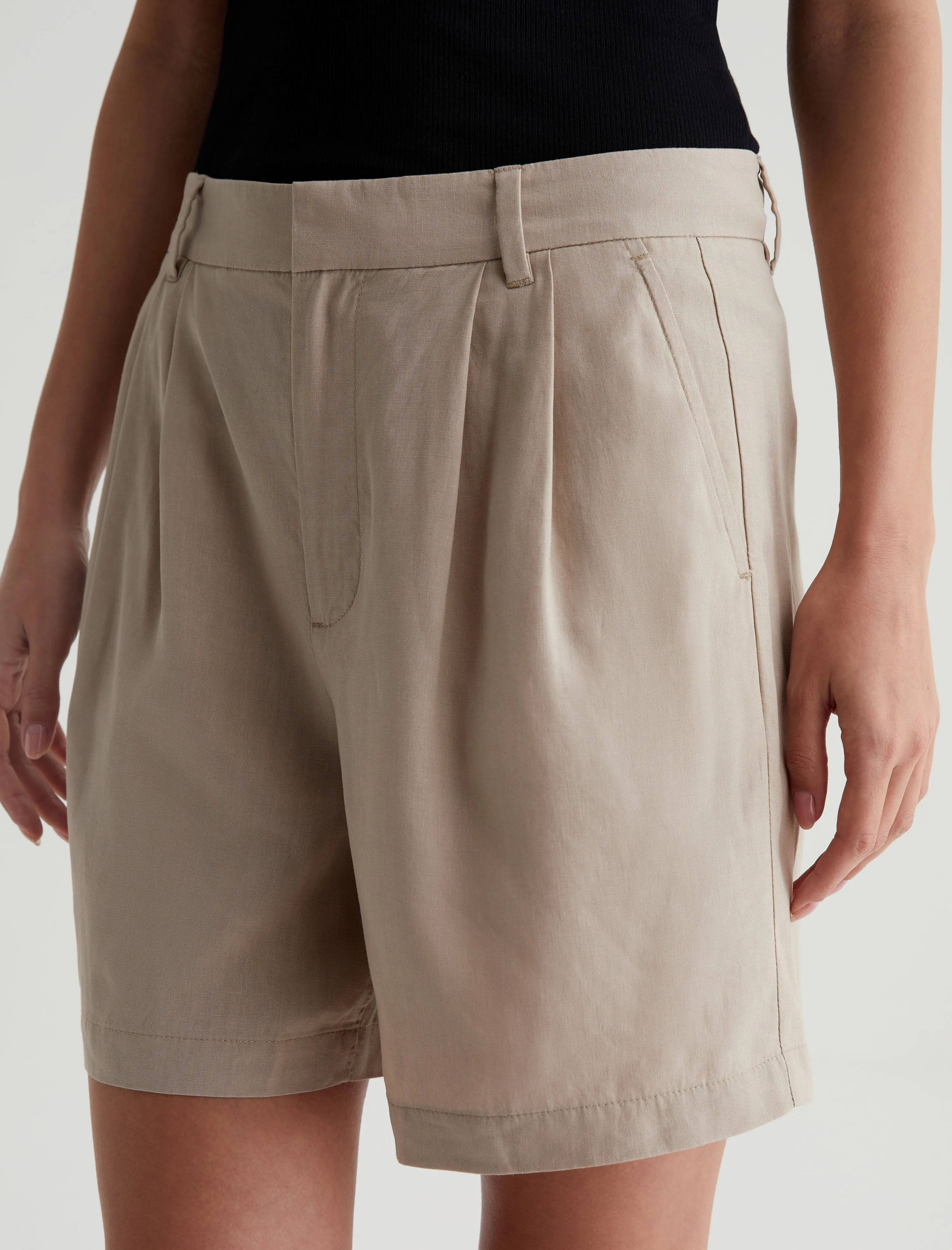     Sora Short   Pleated Shorts  