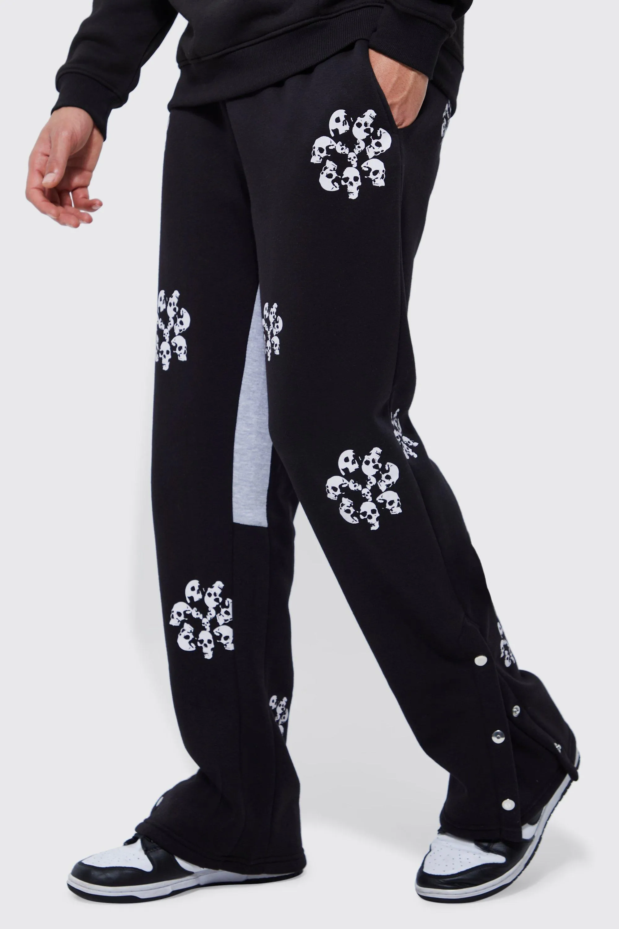 Tall Regular Fit Skull Printed Gusset Joggers | boohooMAN UK