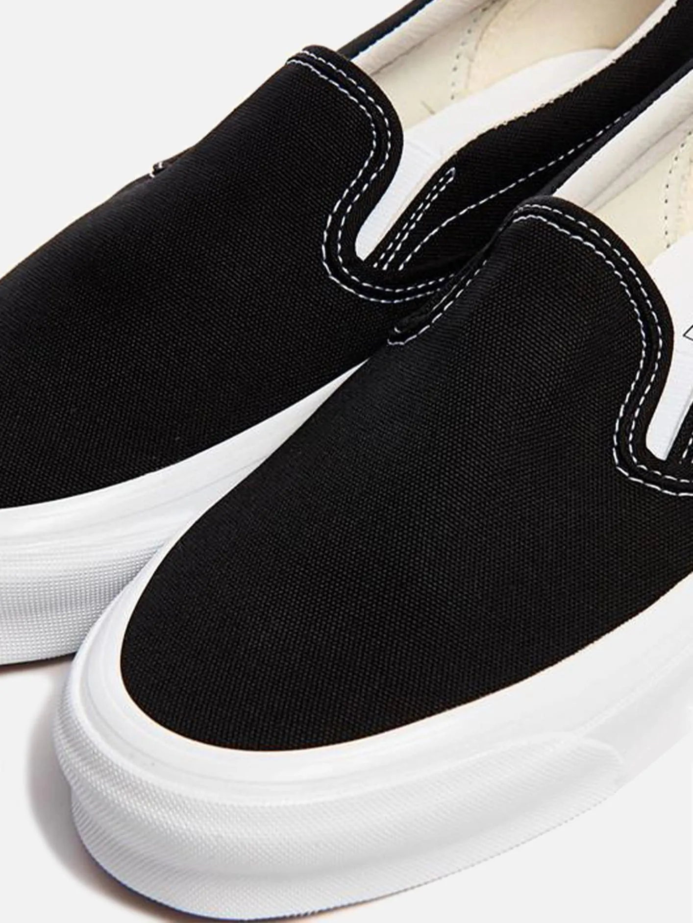 VANS UA OG Classic Slip-On LX Canvas Black W