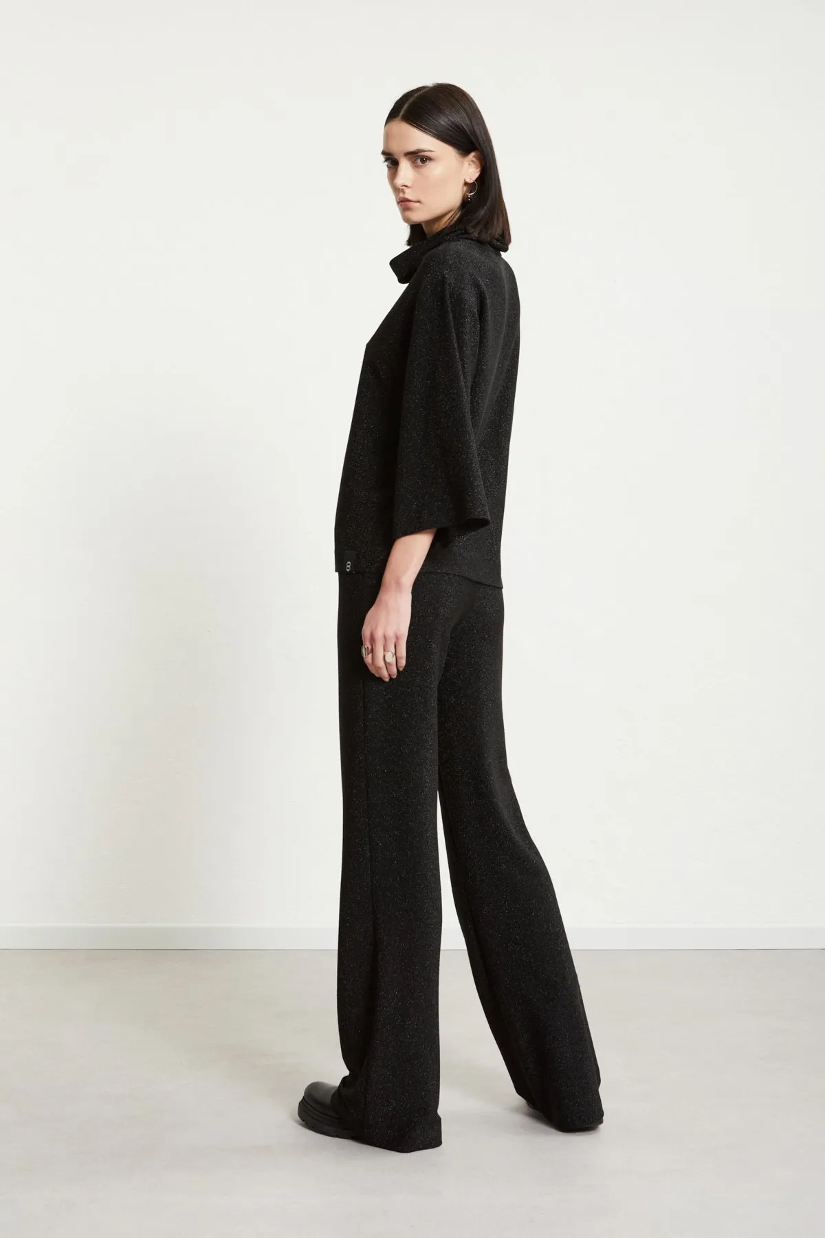 Viscose trousers with lurex