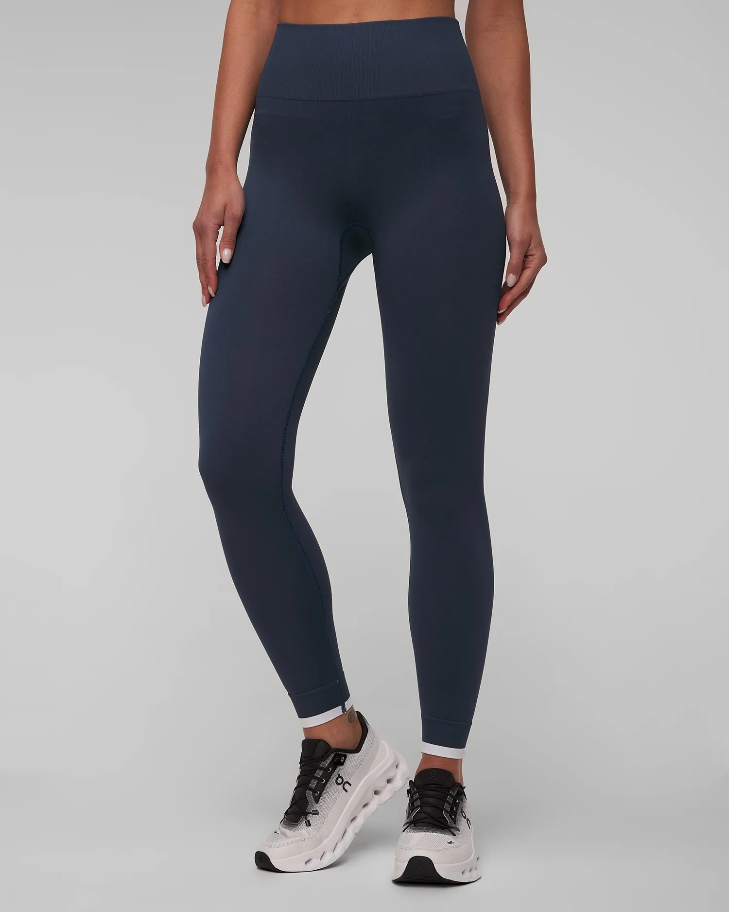 Women’s blue leggings The Upside Form Seamless 25in Midi Pant usw124028-blue